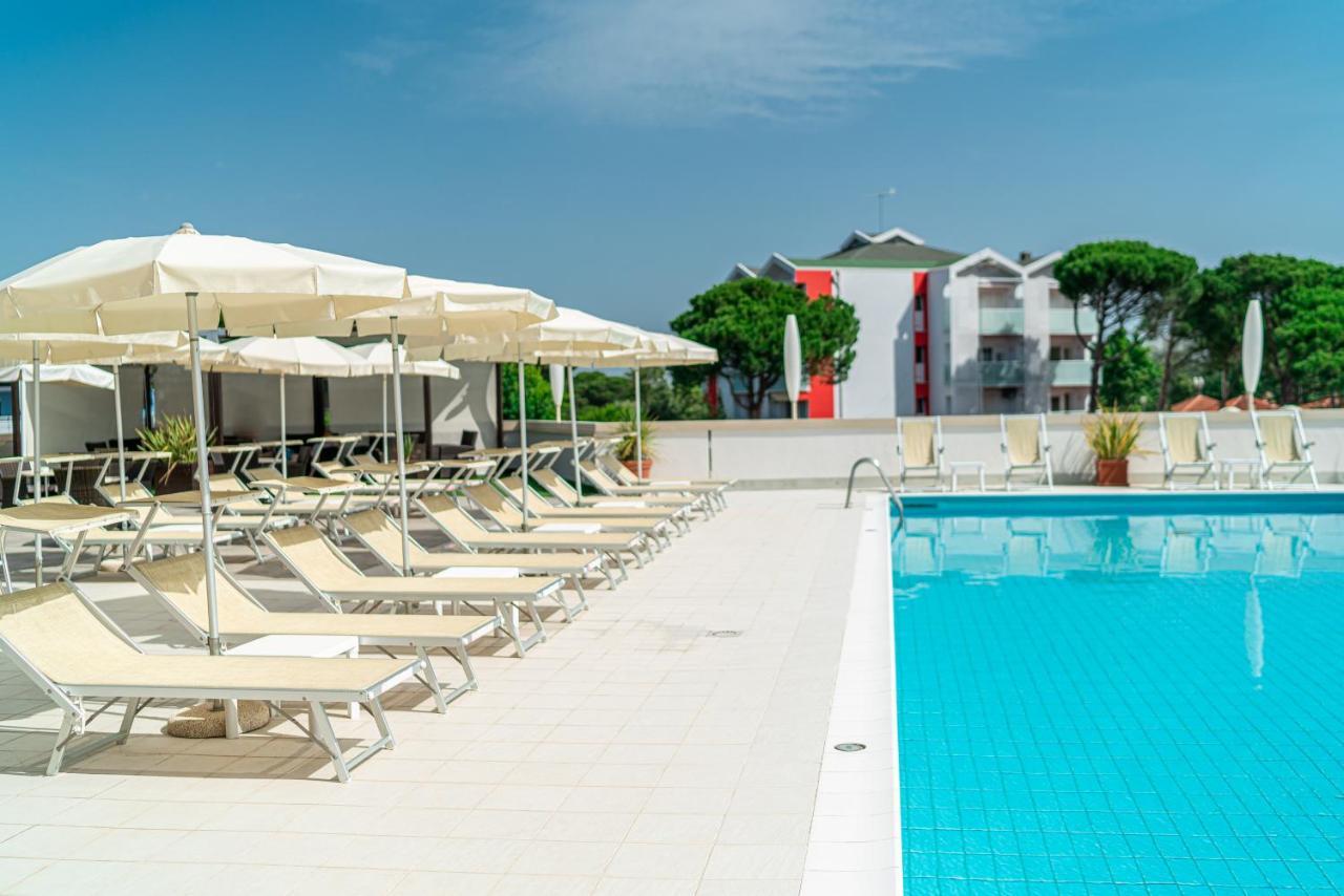 Hotel Jasminum Bibione Exterior photo