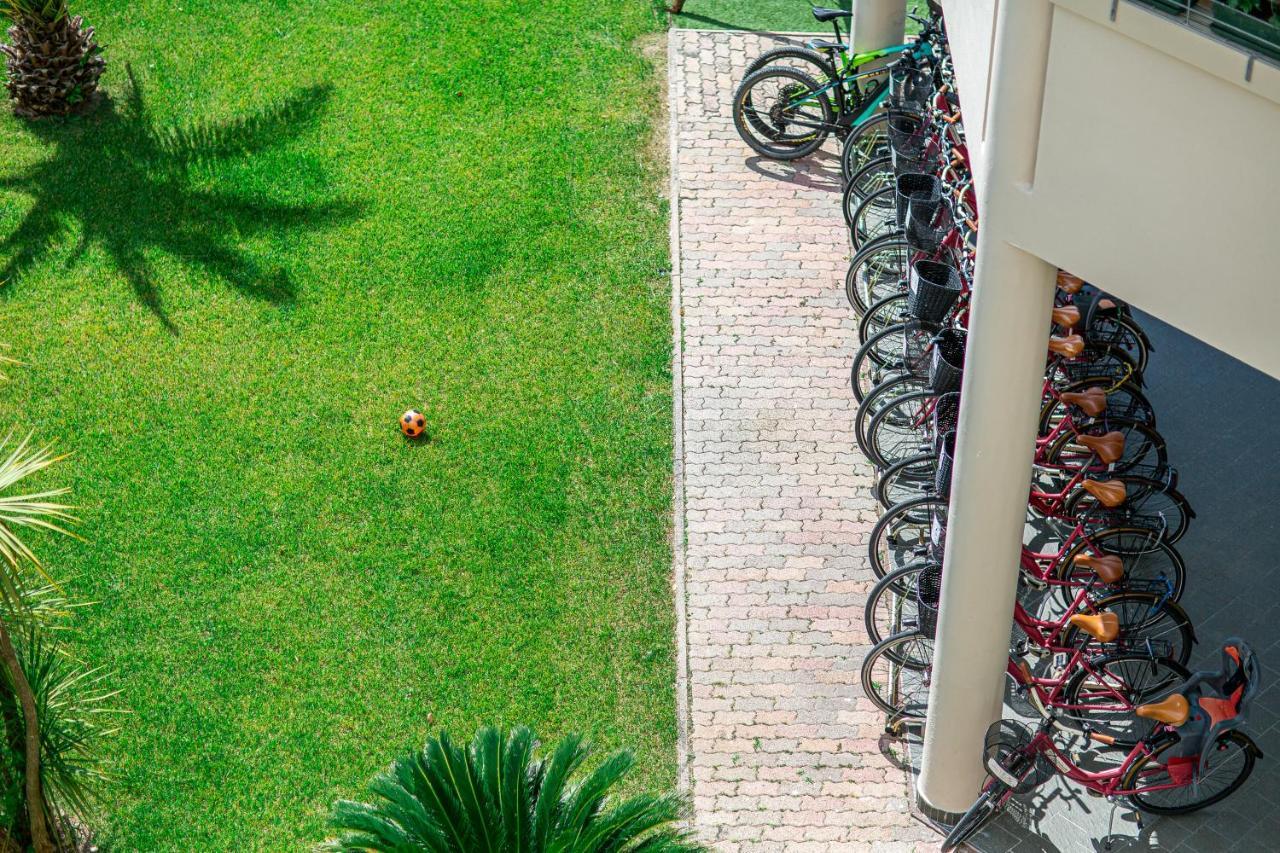 Hotel Jasminum Bibione Exterior photo